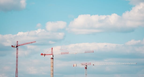 cranes-construction-dust-pm10