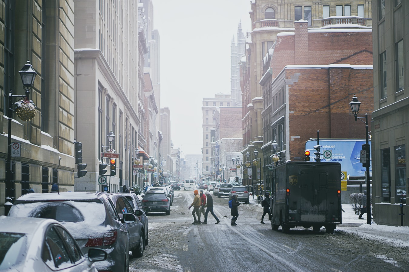 montreal snowing